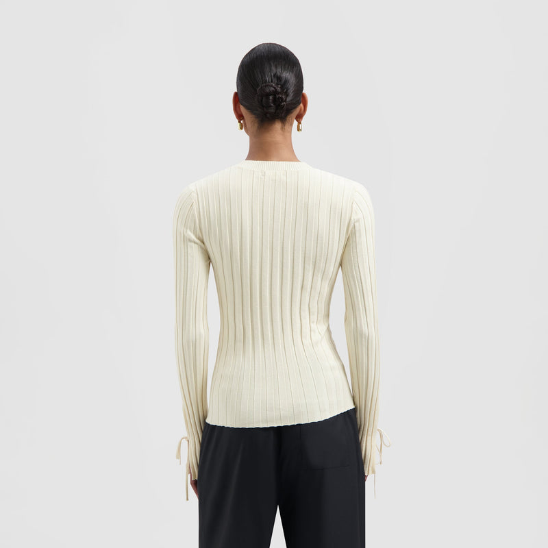 TIE DETAIL KNIT TOP