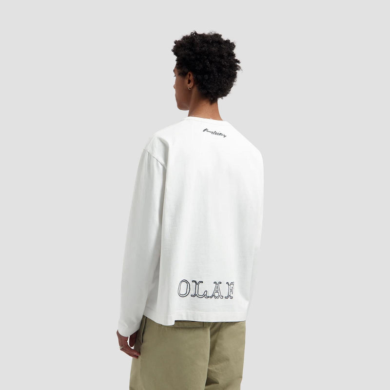 OLAF HUSSEIN Western logo LS tee optical white