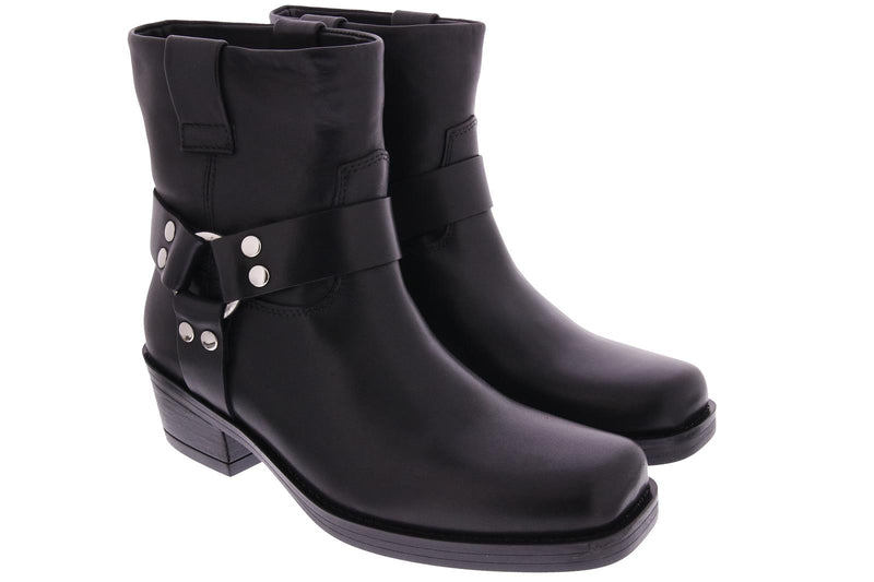 OSATURO Ankle boots black
