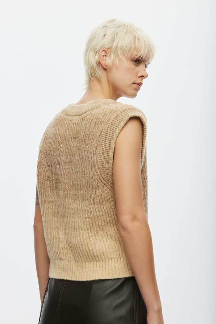 FALL KNIT VEST