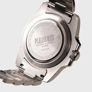 PLEASURES Anytime watch black silver