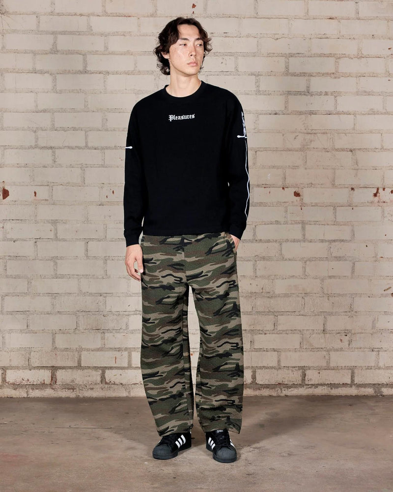 PLEASURES Luster heavyweight longsleeve black