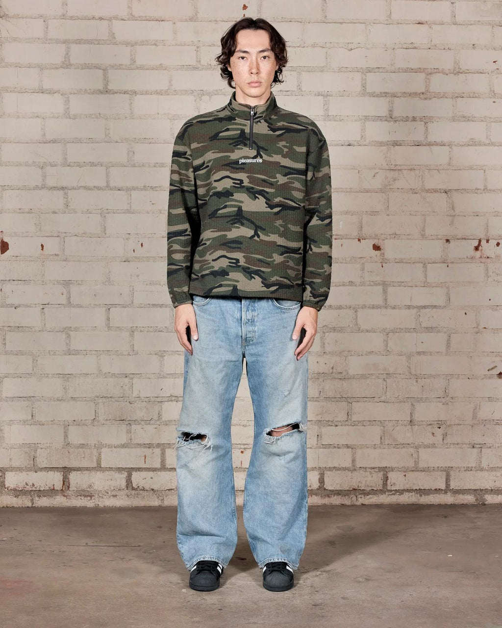 PLEASURES Textured camo quarter zip