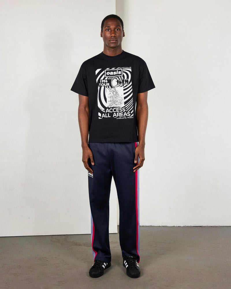 PLEASURES X OASIS All access t-shirt black