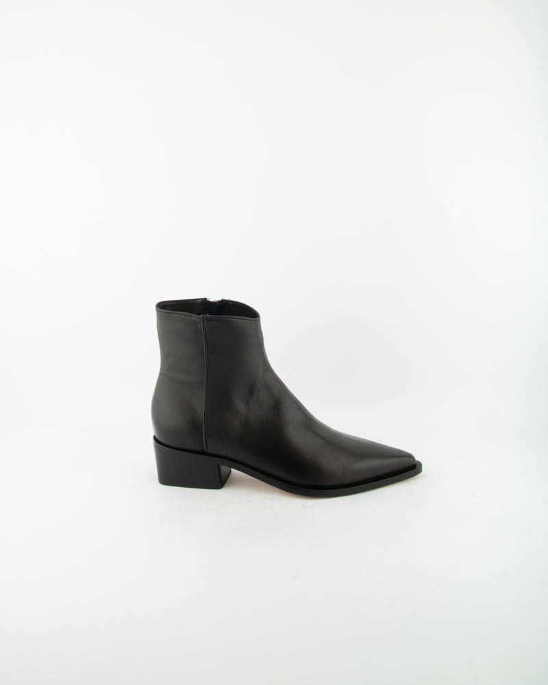 POMME D'OR Footwear