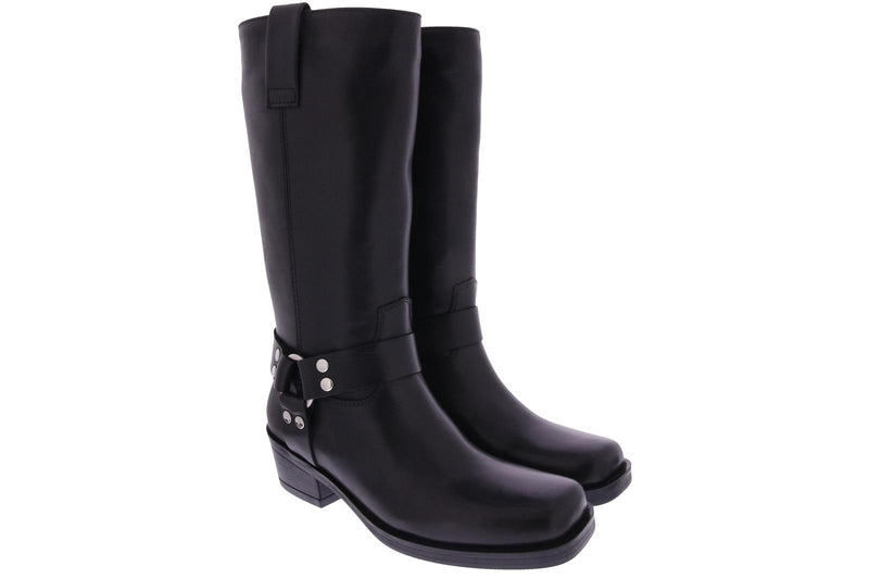 HIGH BOOTS