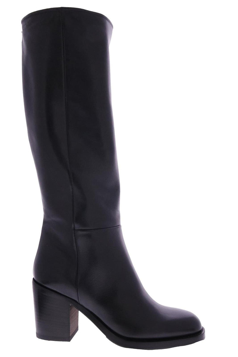 HIGH BOOTS