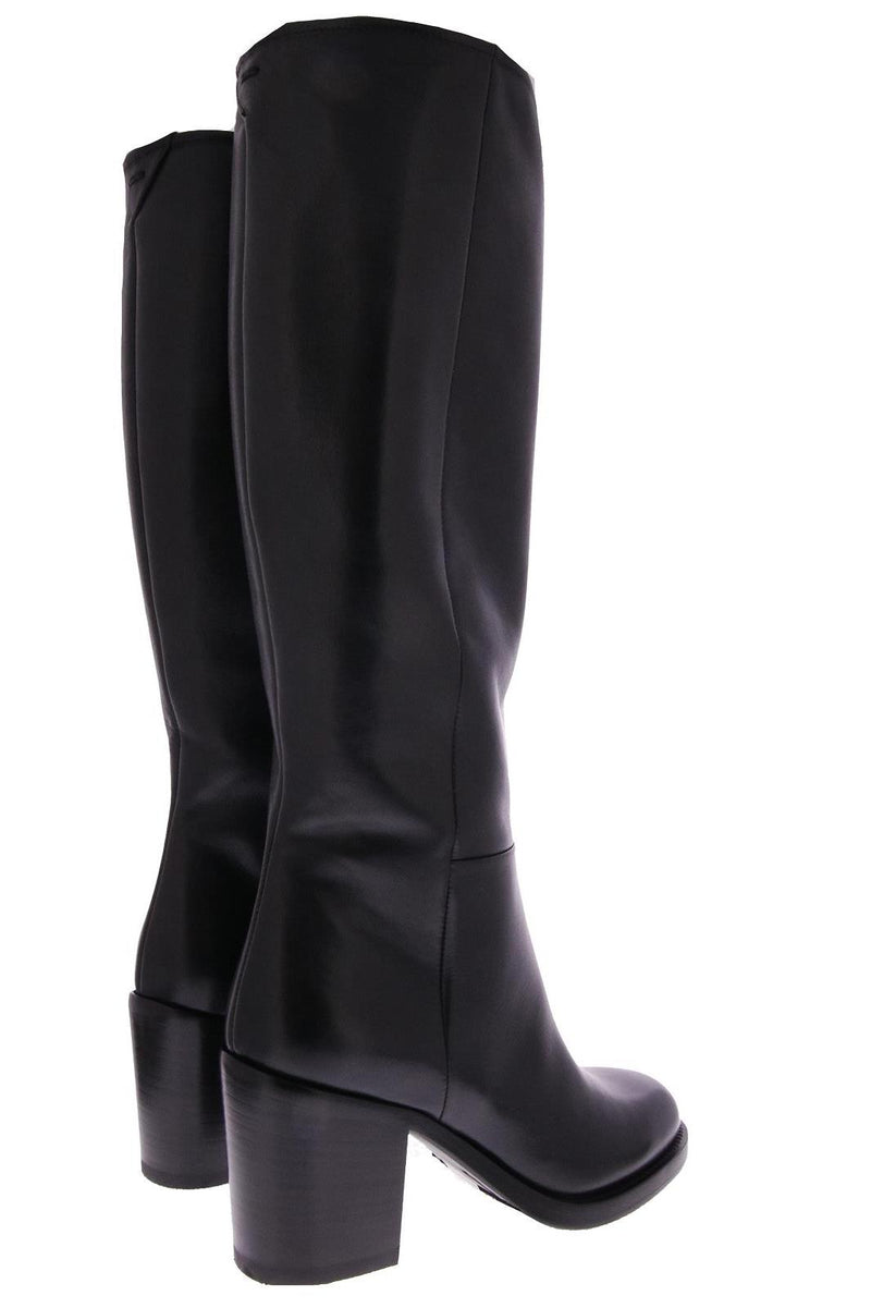 HIGH BOOTS
