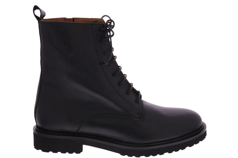 LACE UP BOOTS