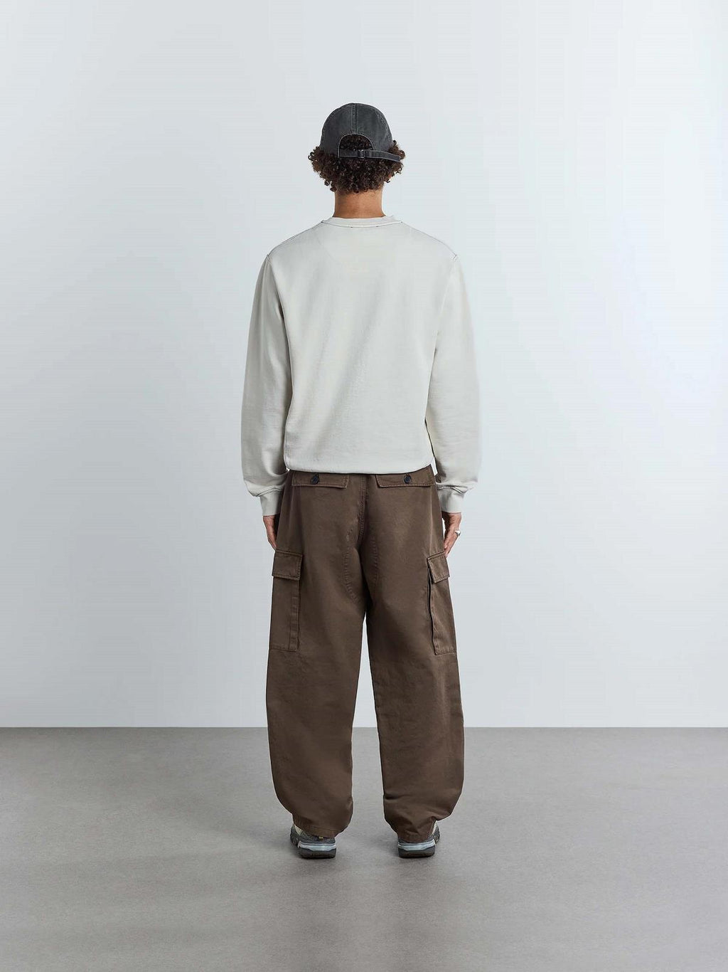 BESCOTT CREWNECK