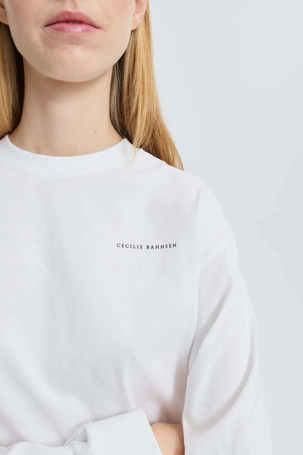 LILY T-SHIRT