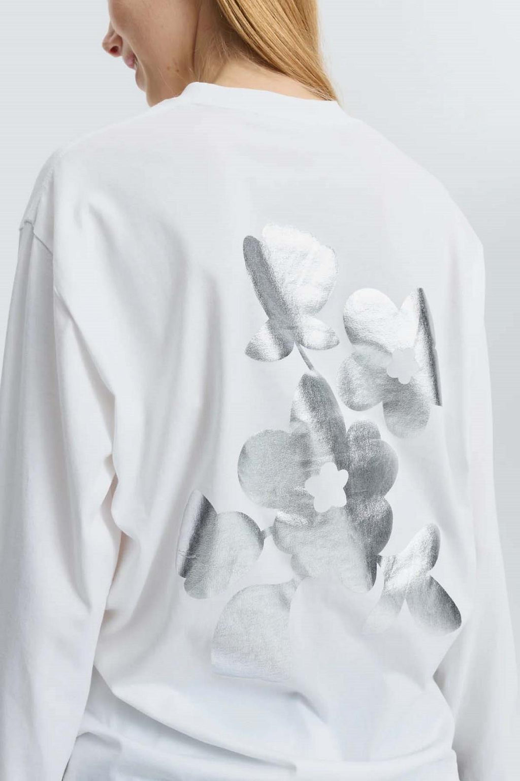 LILY T-SHIRT