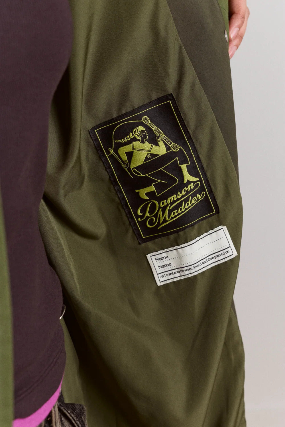 LOGAN RAINCOAT