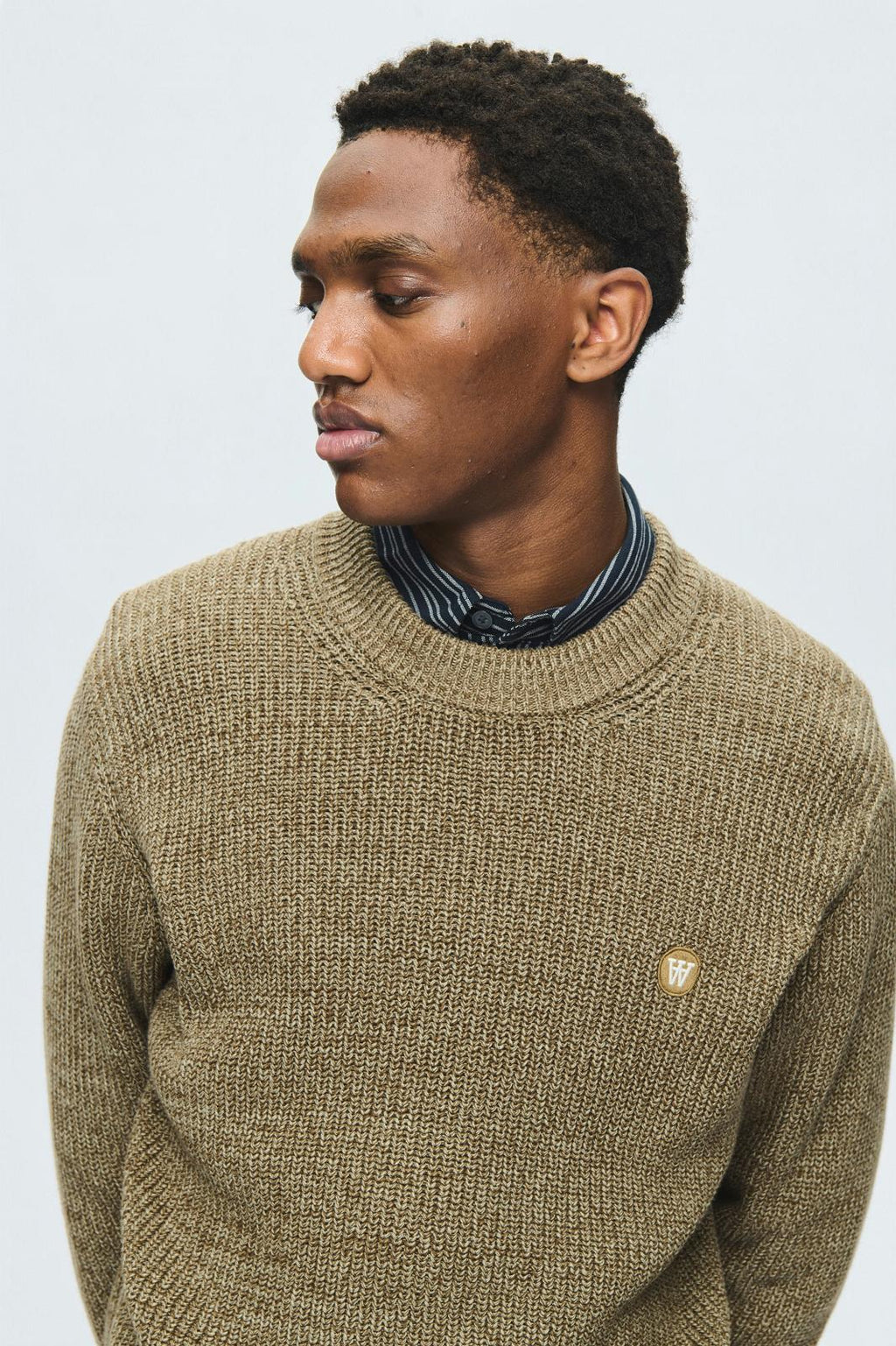 HALUM CREWNECK