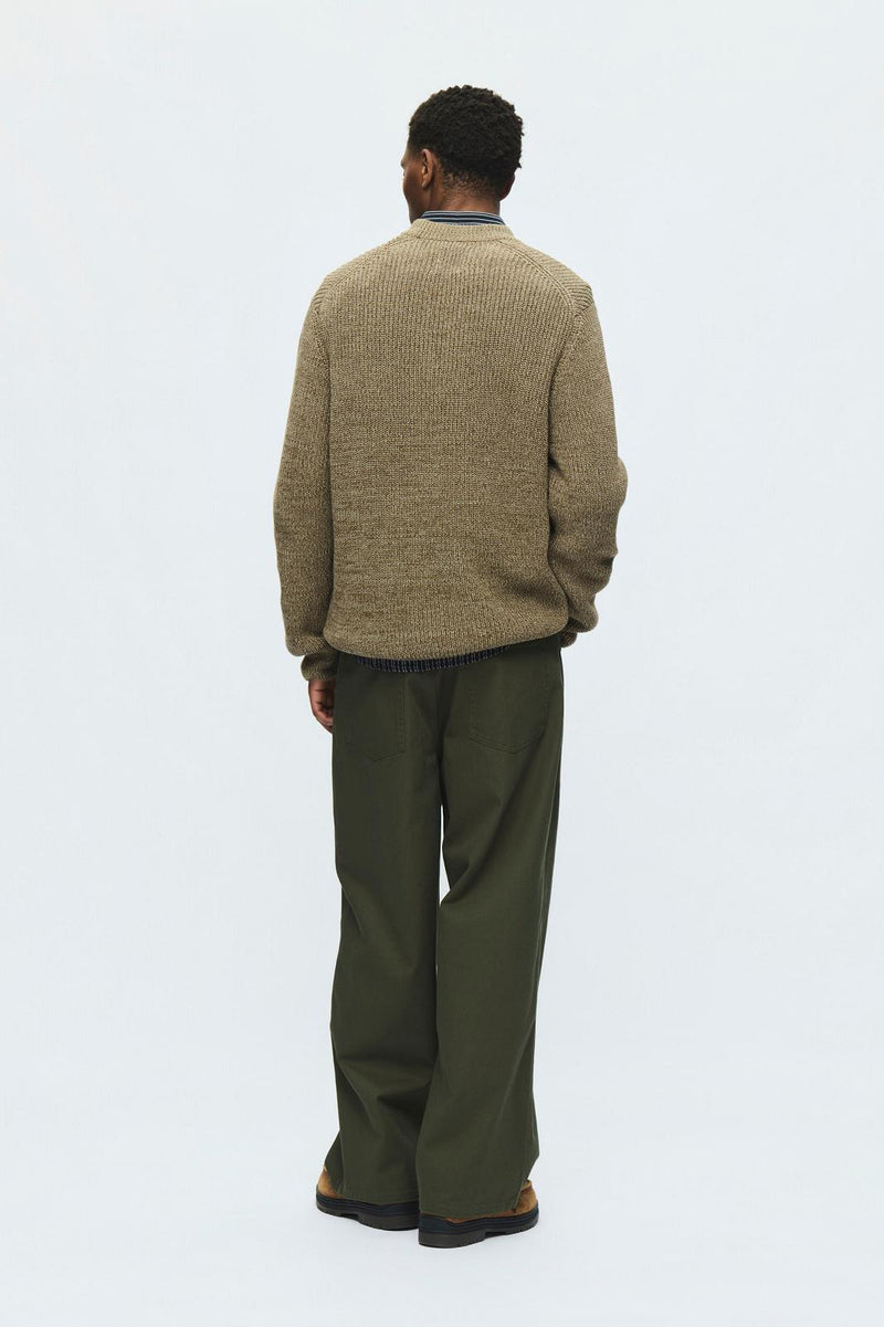 HALUM CREWNECK
