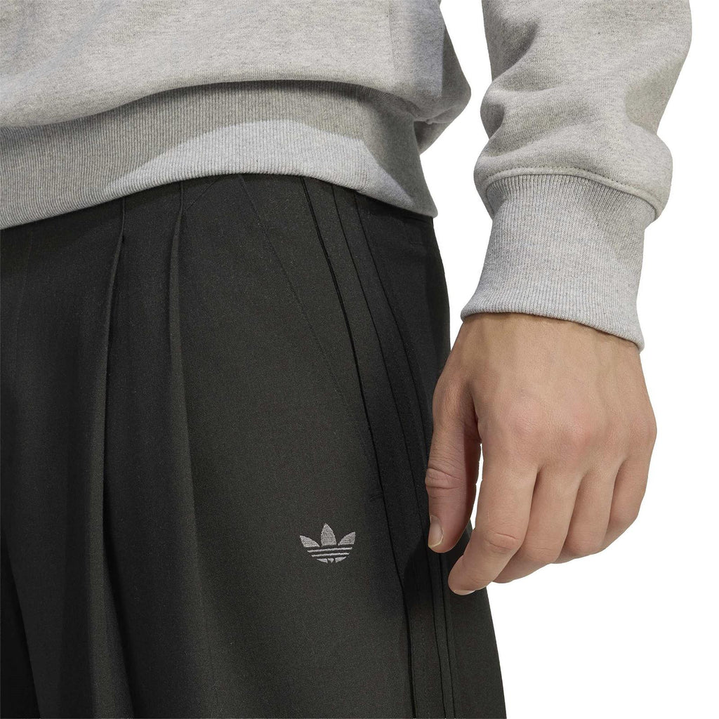 TRACK PANTS