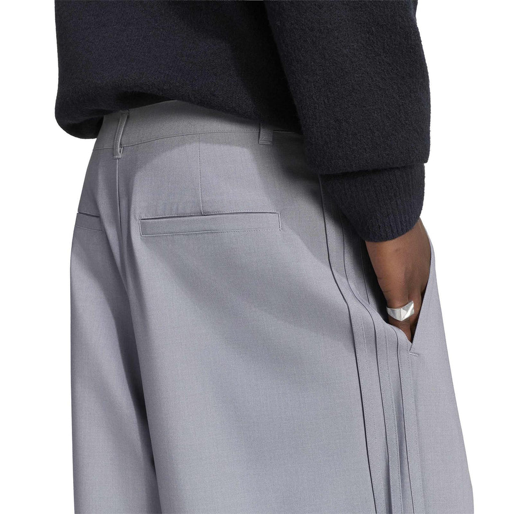 TRACK PANTS
