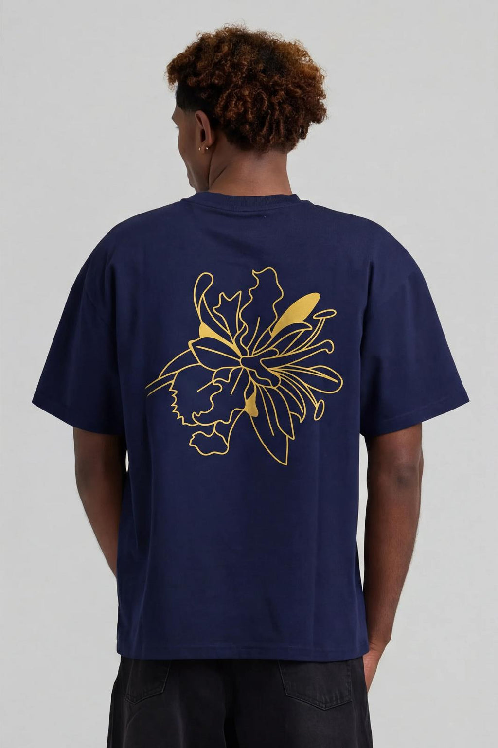OUTLINE FLOWER T-SHIRT