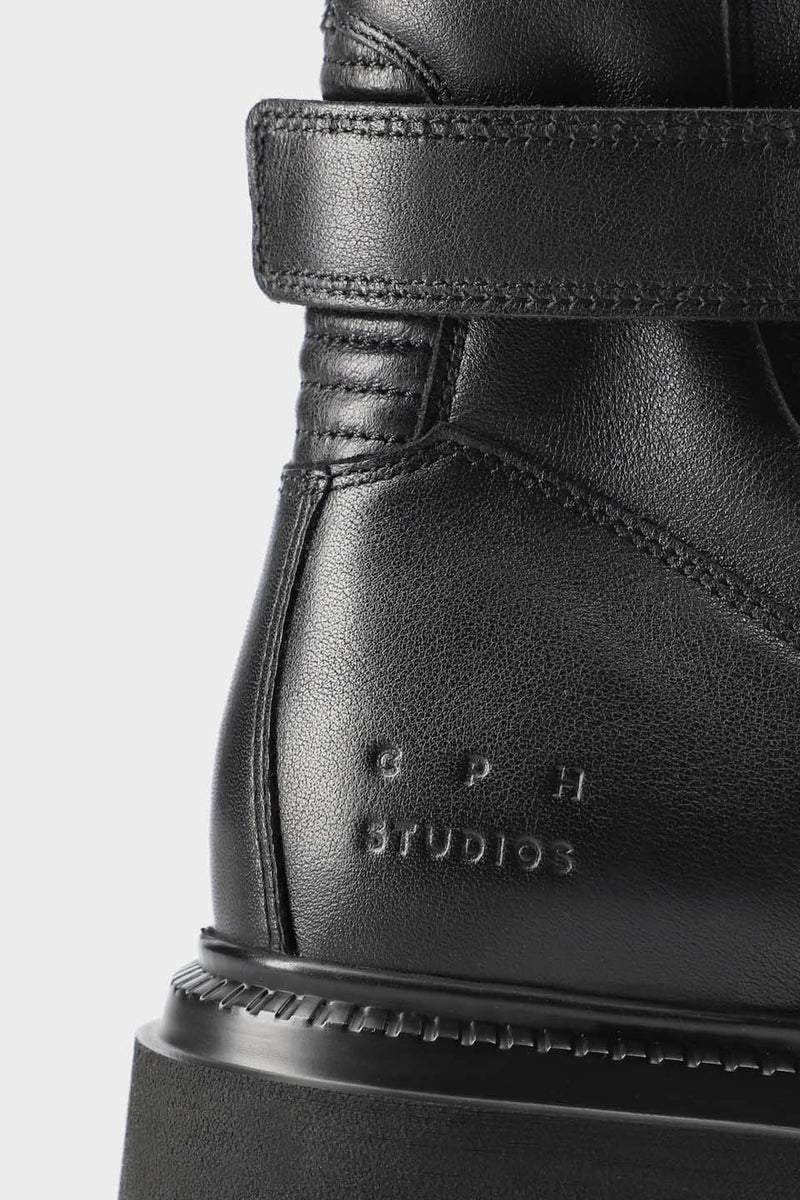 ANKLE BOOTS