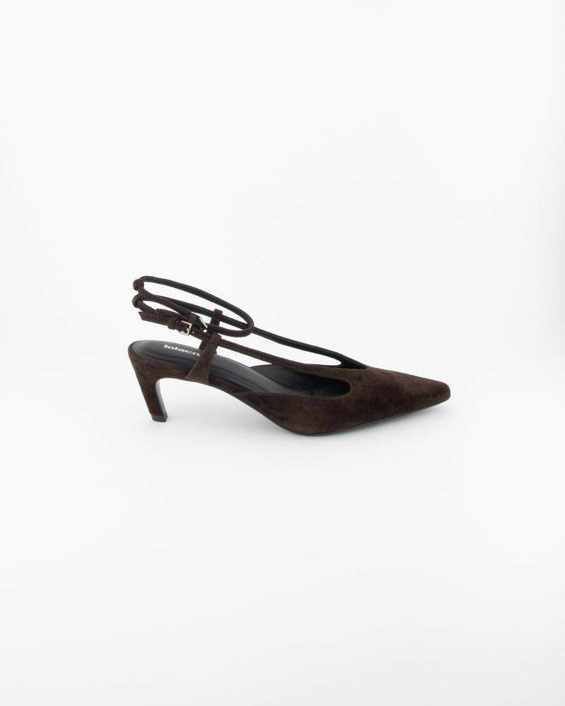 SLINGBACK PUMPS