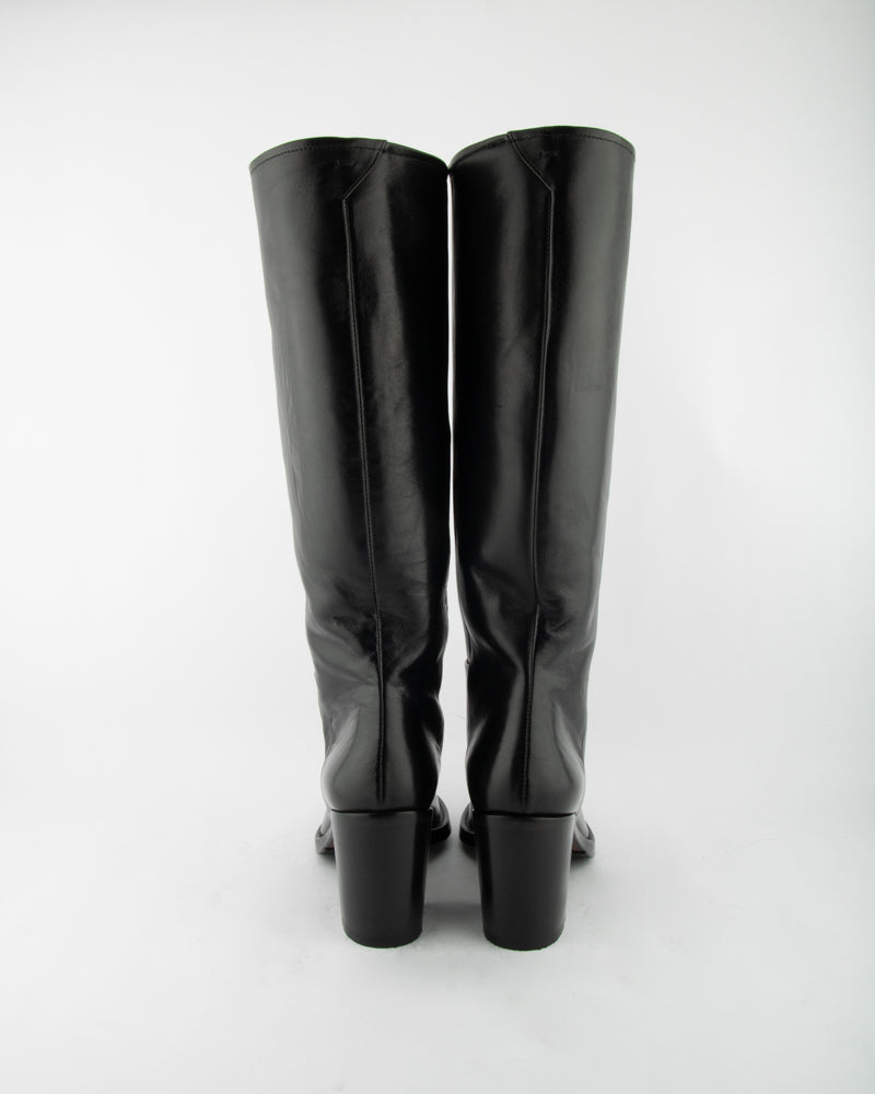 HIGH BOOTS