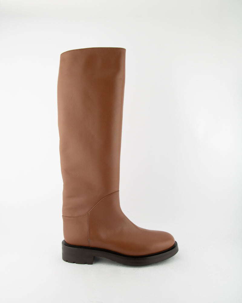 HIGH BOOTS