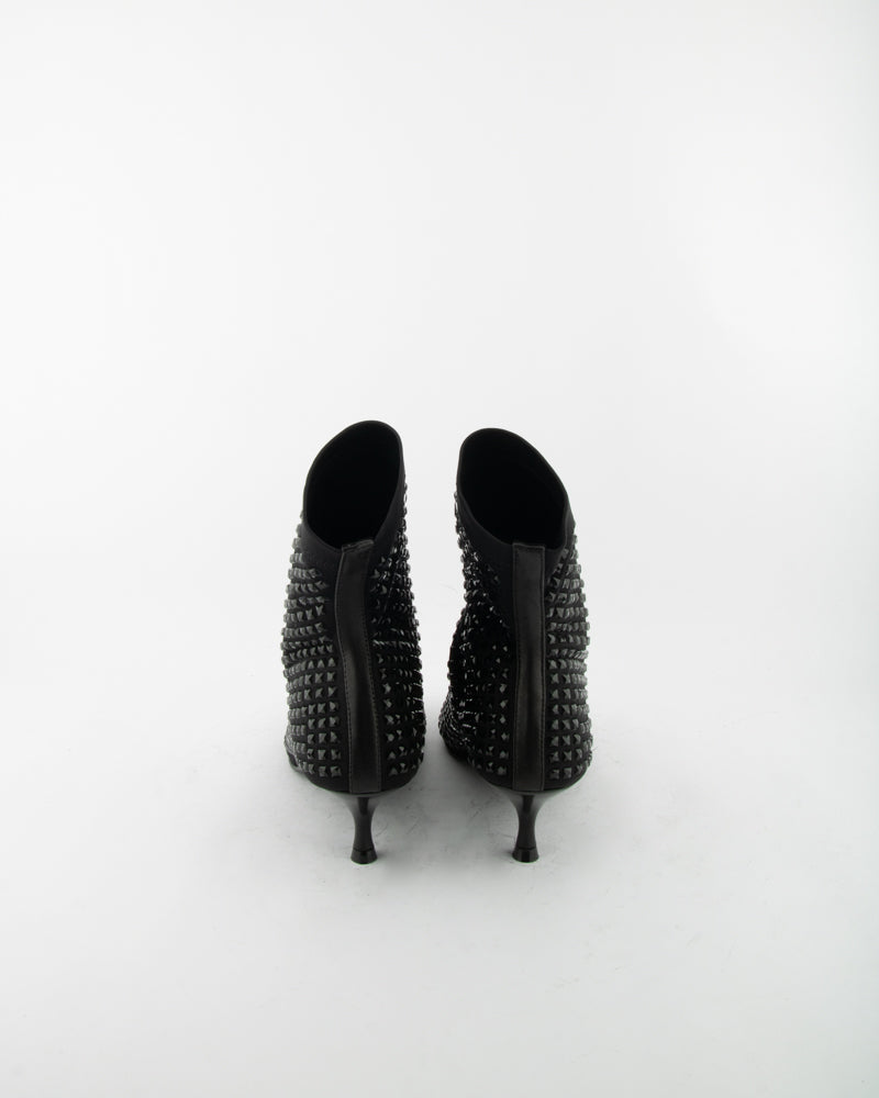 ANKLE BOOTS