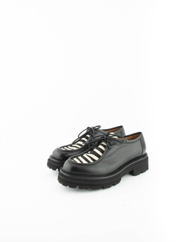 DERBY SHOES