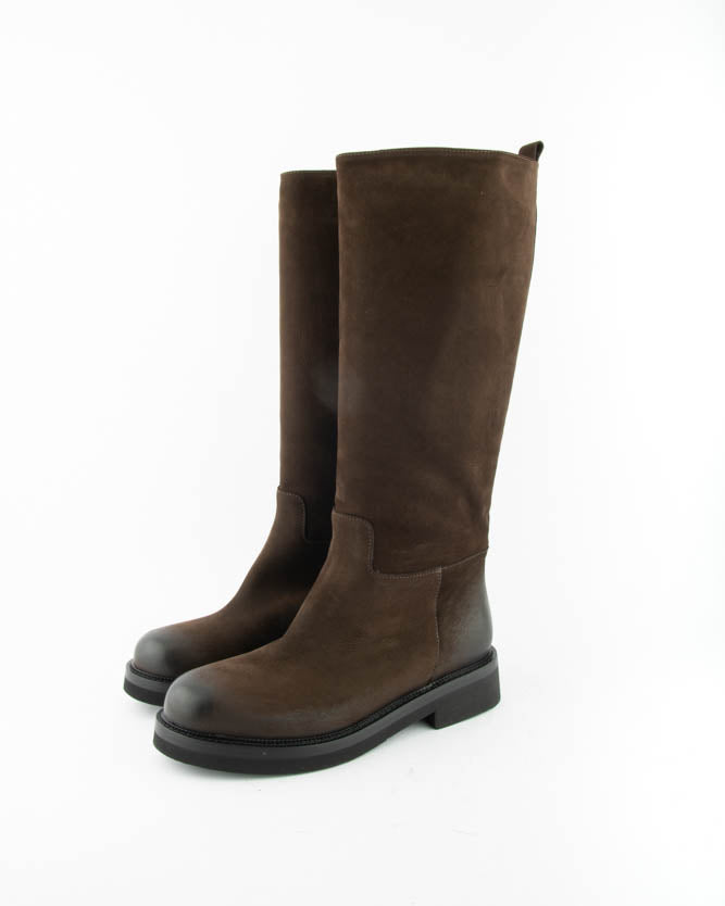 HIGH BOOTS