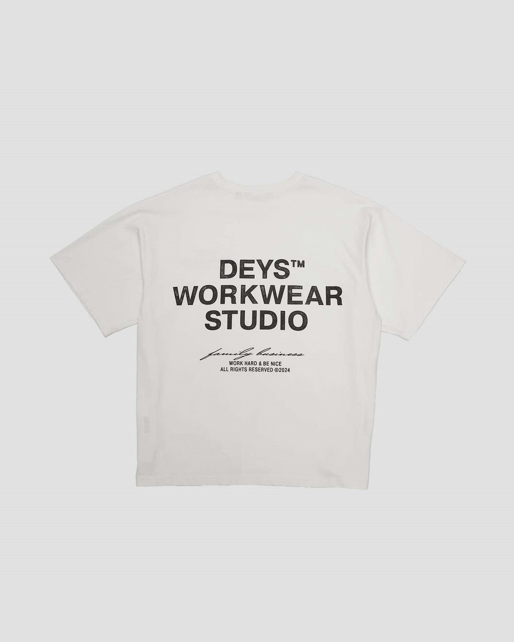 HILLSIDE PRINT TEE
