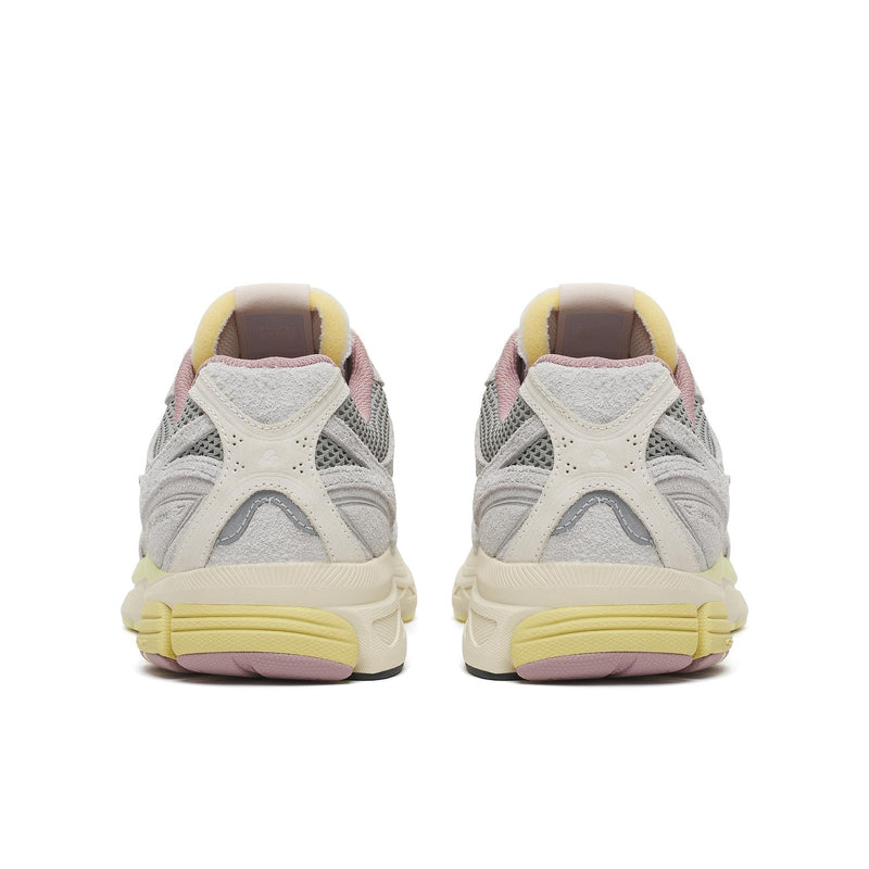 SAUCONY X 3SIXTEEN Progrid Guide 7 sneakers S71044-1 Graphite