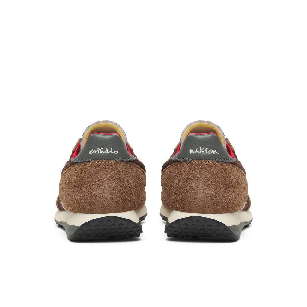 SAUCONY X ESTUDIO NIKSEN Trainer 80 mocha white