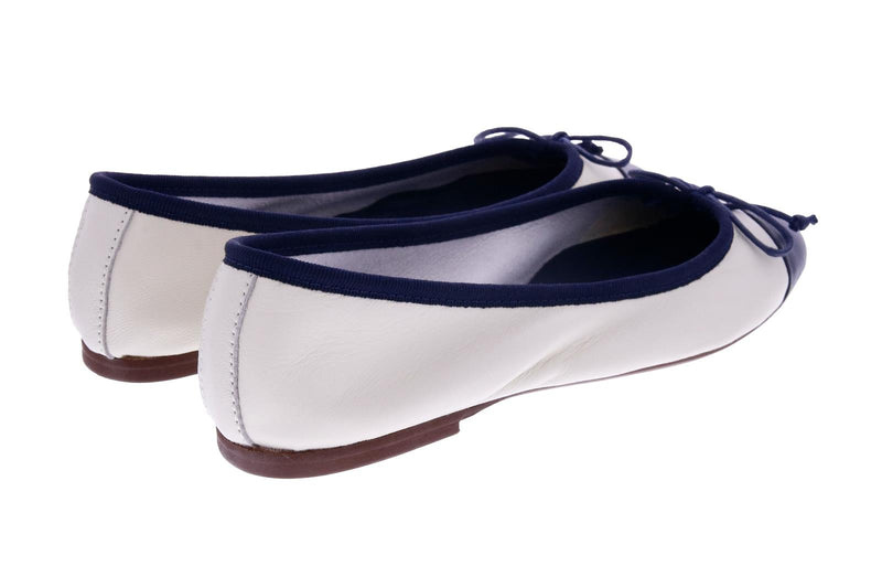 SYSTER O BROR Ballerinas off white navy - Shop at Monar Antwerp