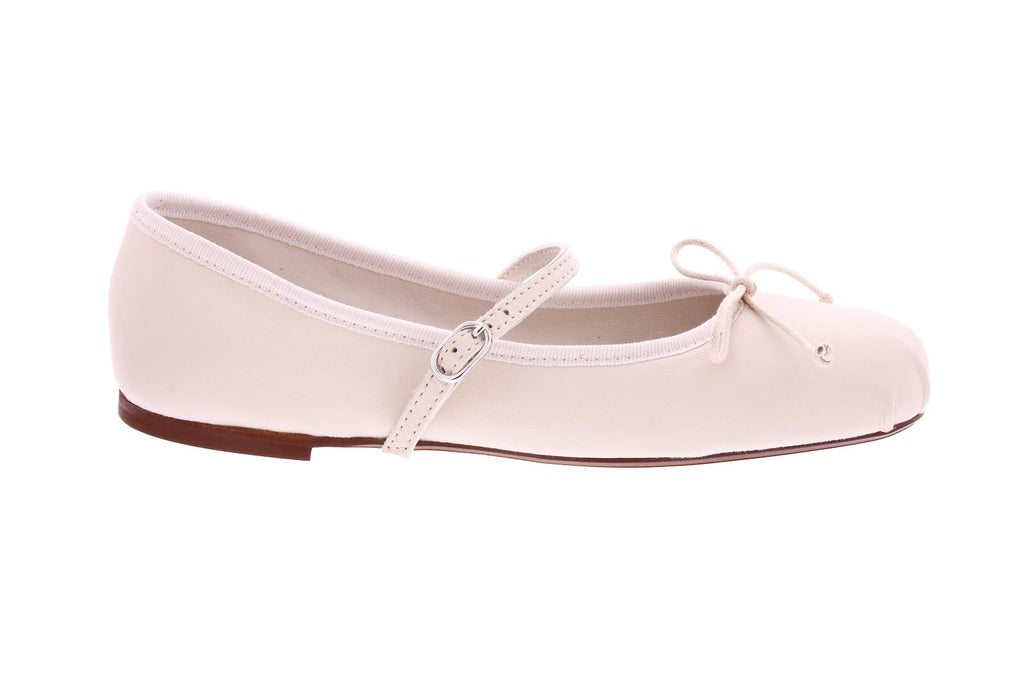 SYSTER O BROR Ballerinas off white - Shop at Monar Antwerp