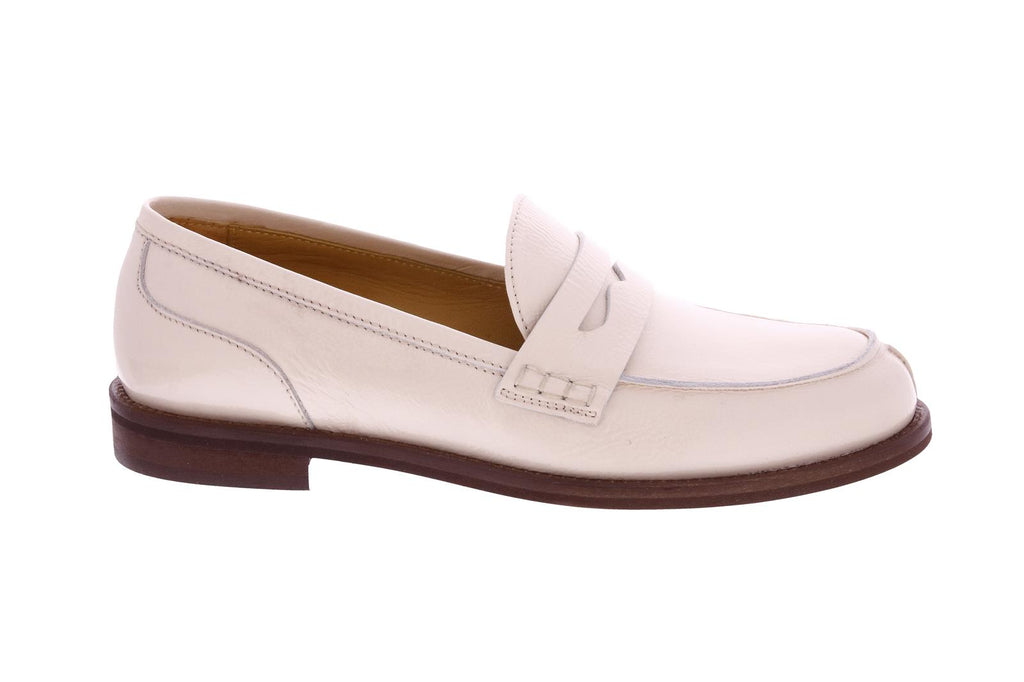 SYSTER O BROR Loafers off white patent leather - Shop at Monar Antwerp