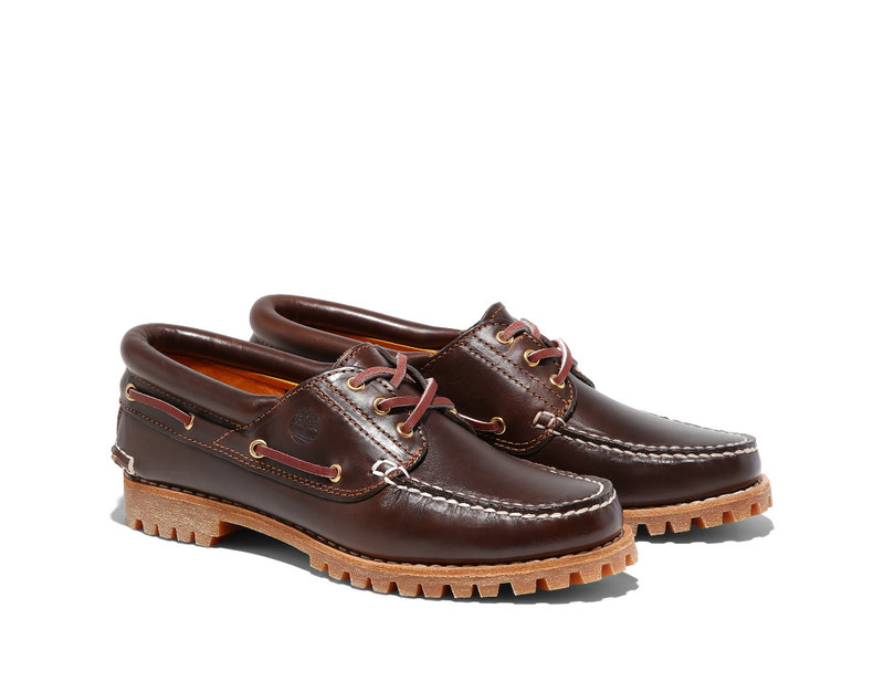 AUTHENTIC BOAT SHOE