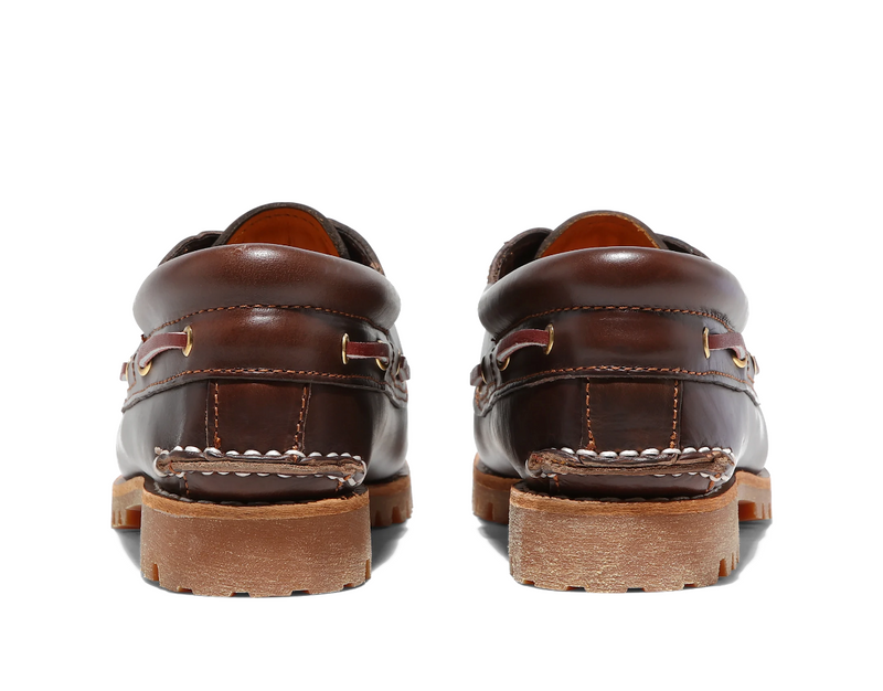 AUTHENTIC BOAT SHOE