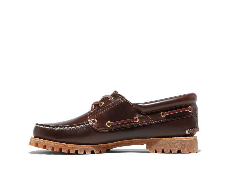AUTHENTIC BOAT SHOE