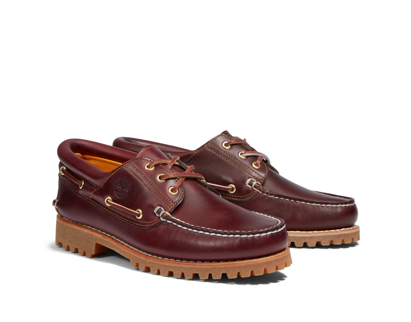 AUTHENTIC BOAT SHOE