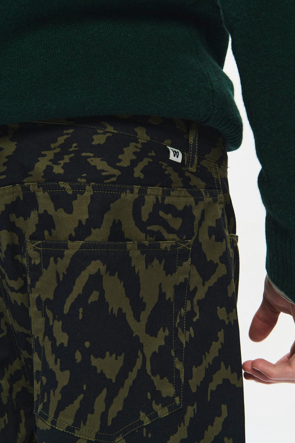 WOOD WOOD Harald AOP trousers aurora green