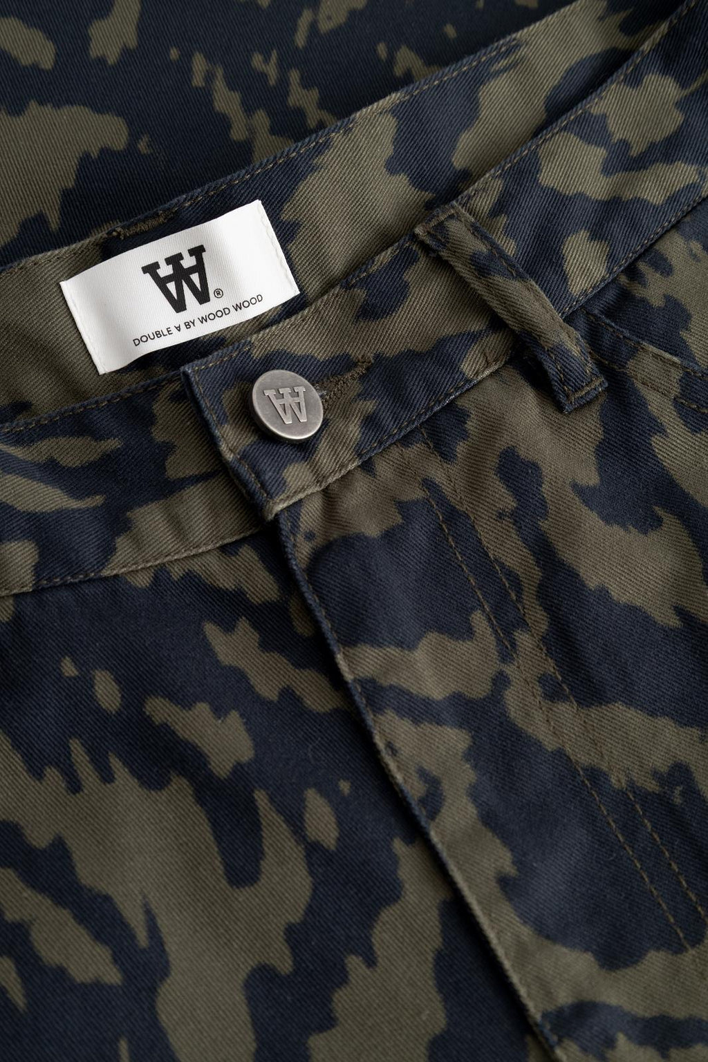 WOOD WOOD Harald AOP trousers aurora green