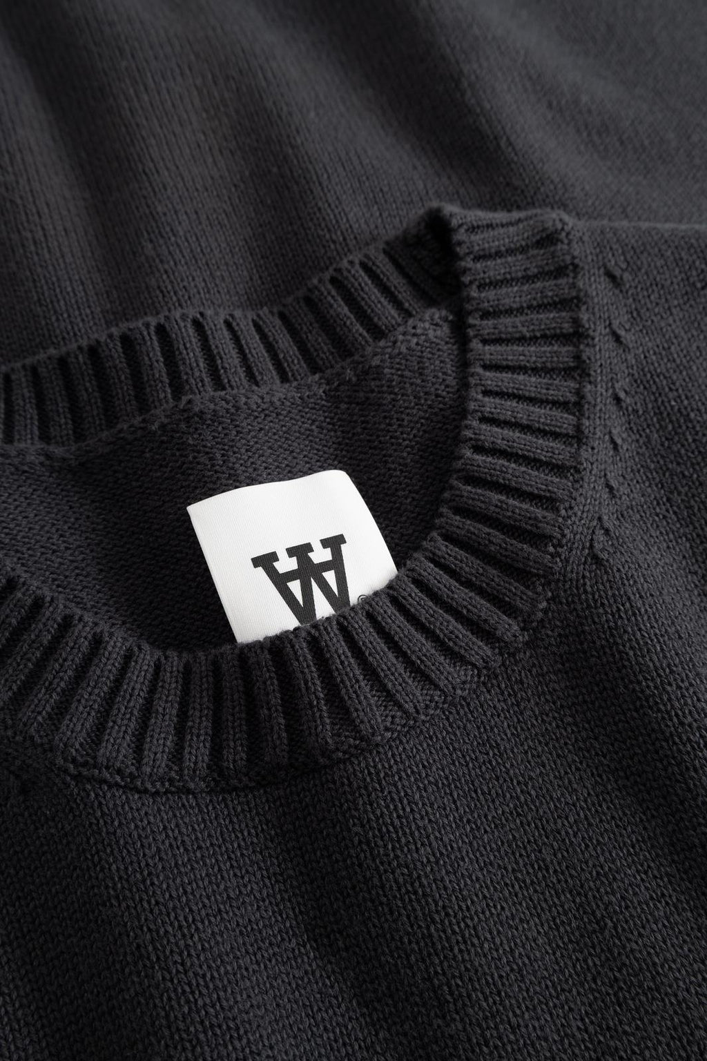 WOOD WOOD Tay knit crewneck sweater pirate black